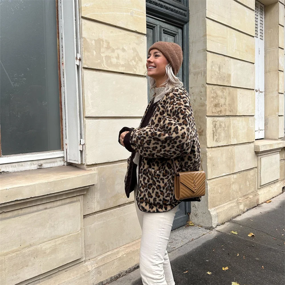 Leah | Stylish Women's Leopard Wool Winter Coat with O-Neck Design