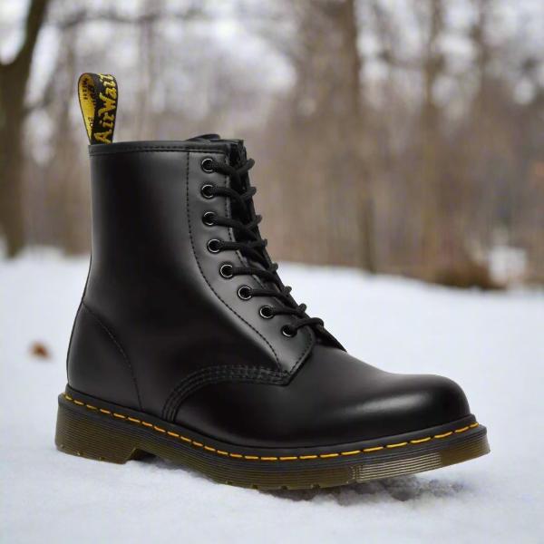 Leona – Women’s Elegant Lace-Up Boots