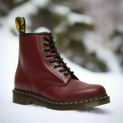 Leona – Women’s Elegant Lace-Up Boots