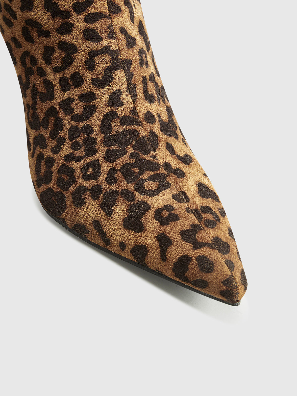 Leopard Print Knee High Boots for Women with Pointed Toe and Mid-Heel – Stylish & Comfortable