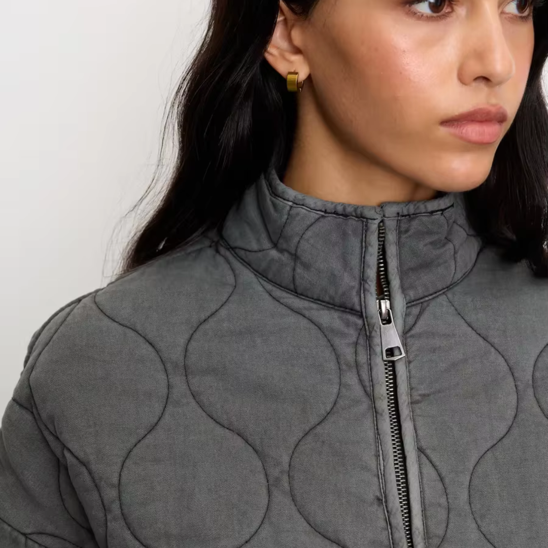 Women’s Diamond Pattern Winter Jacket