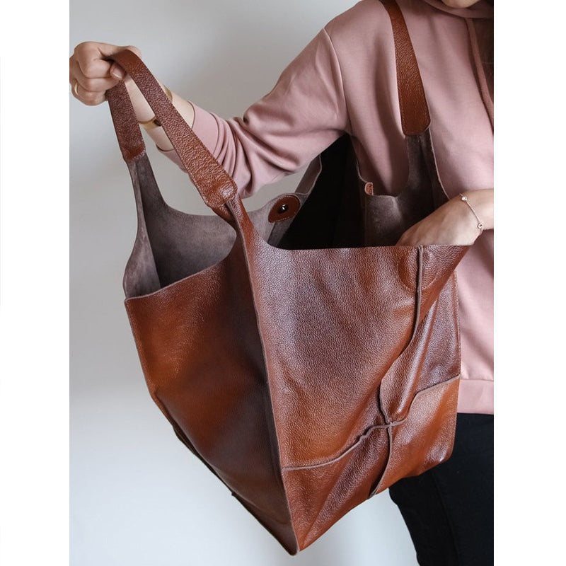 LuxuraLeather | Elegant Versatile Oversized Weekender Handbag