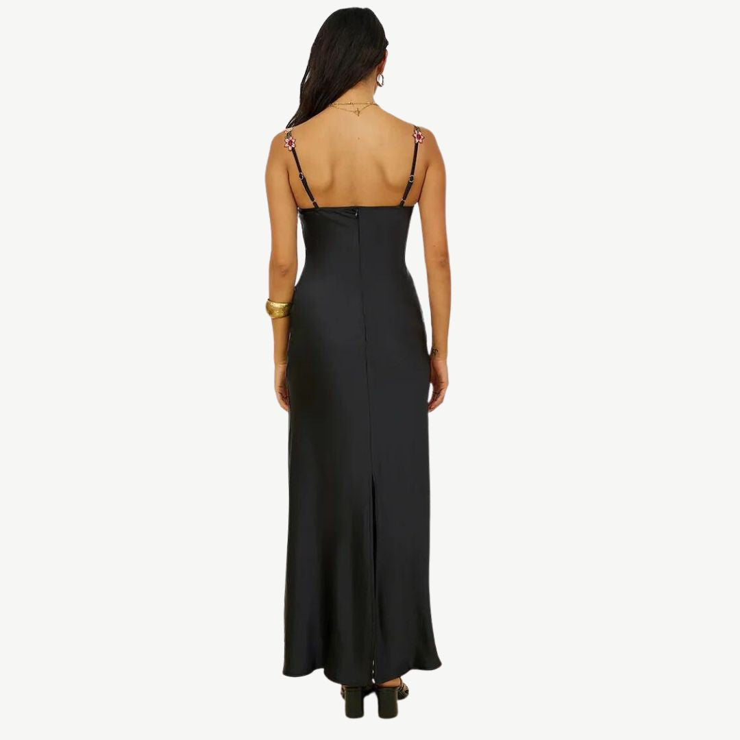 Lyra – Summer maxi dress with floral neckline