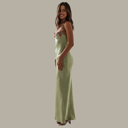 Lyra – Summer maxi dress with floral neckline