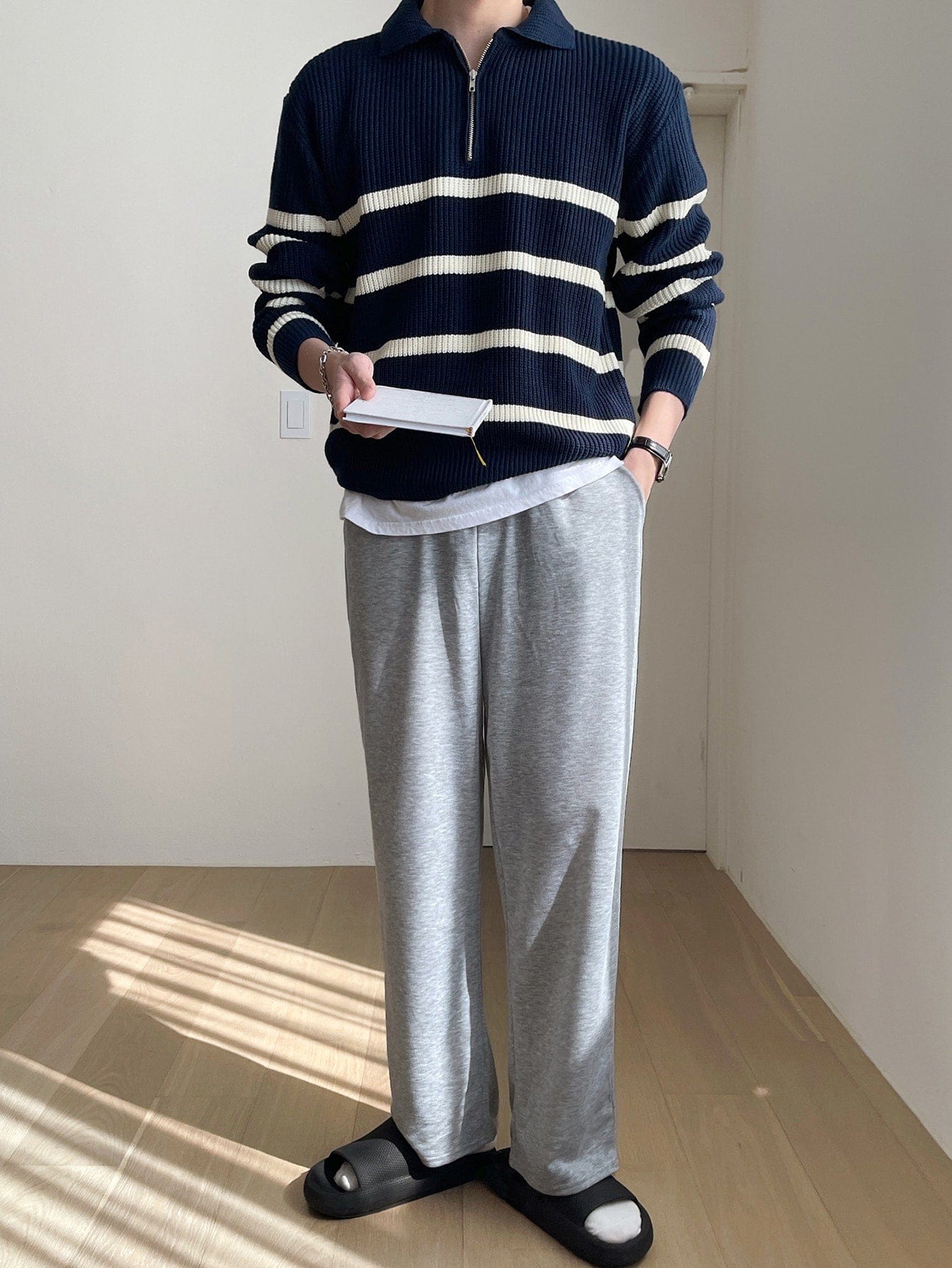 Piers - Old Money Striped Zip-up Sweater