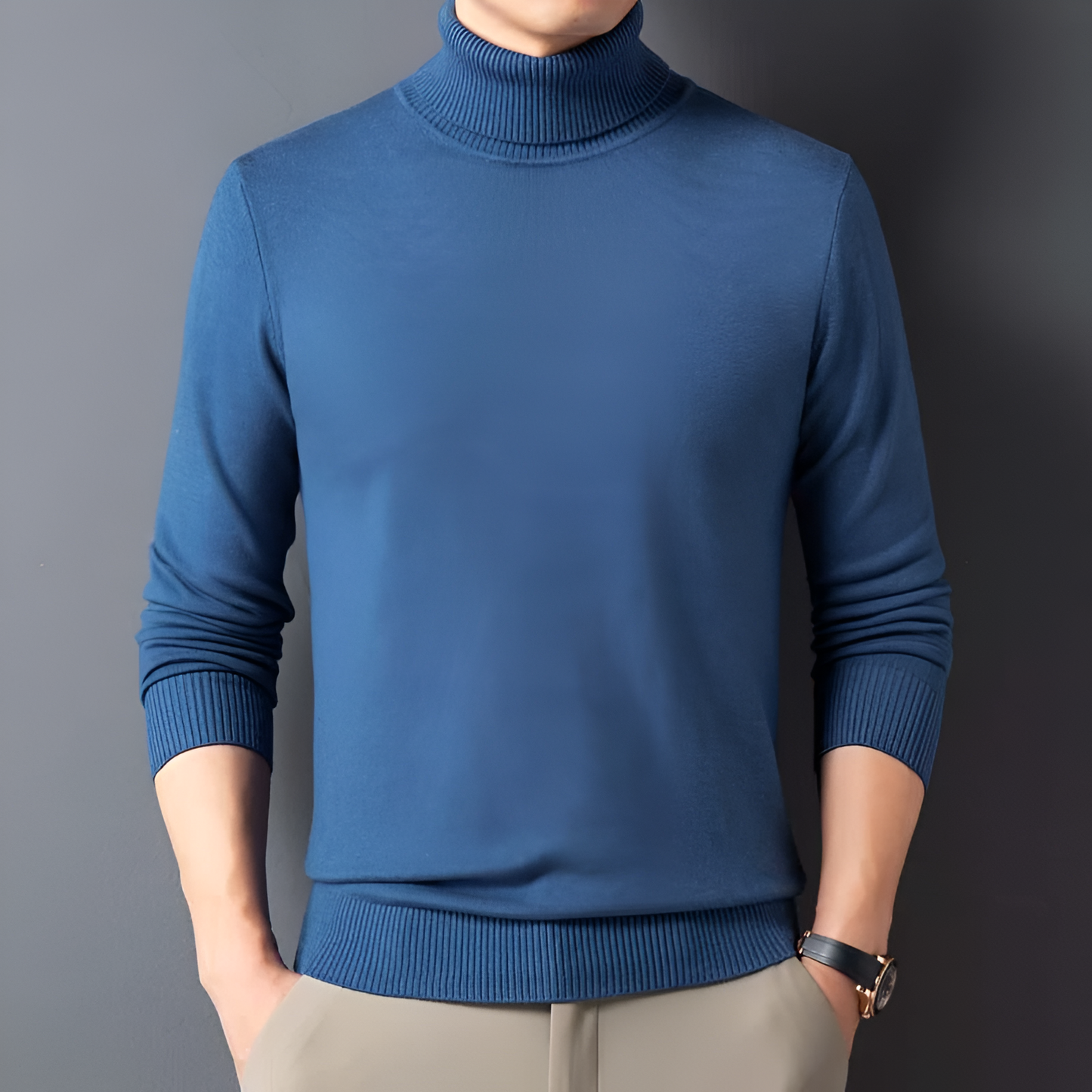 Luxurious Mens Crew Neck Warm Sweater