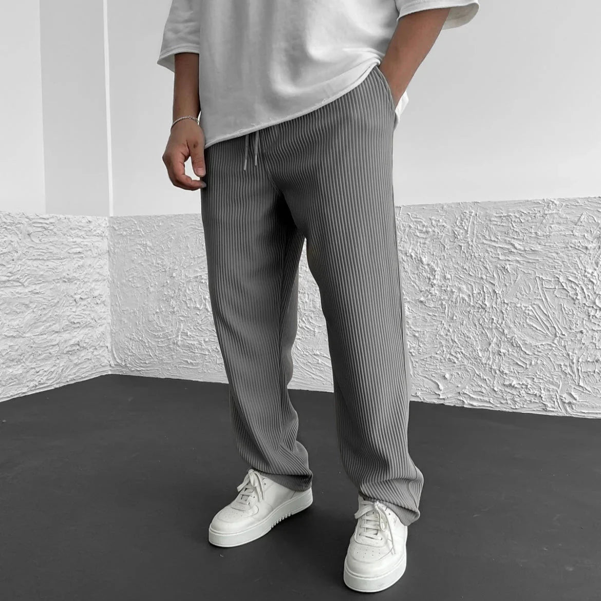 Comfortable Men's Relaxed Fit Trousers