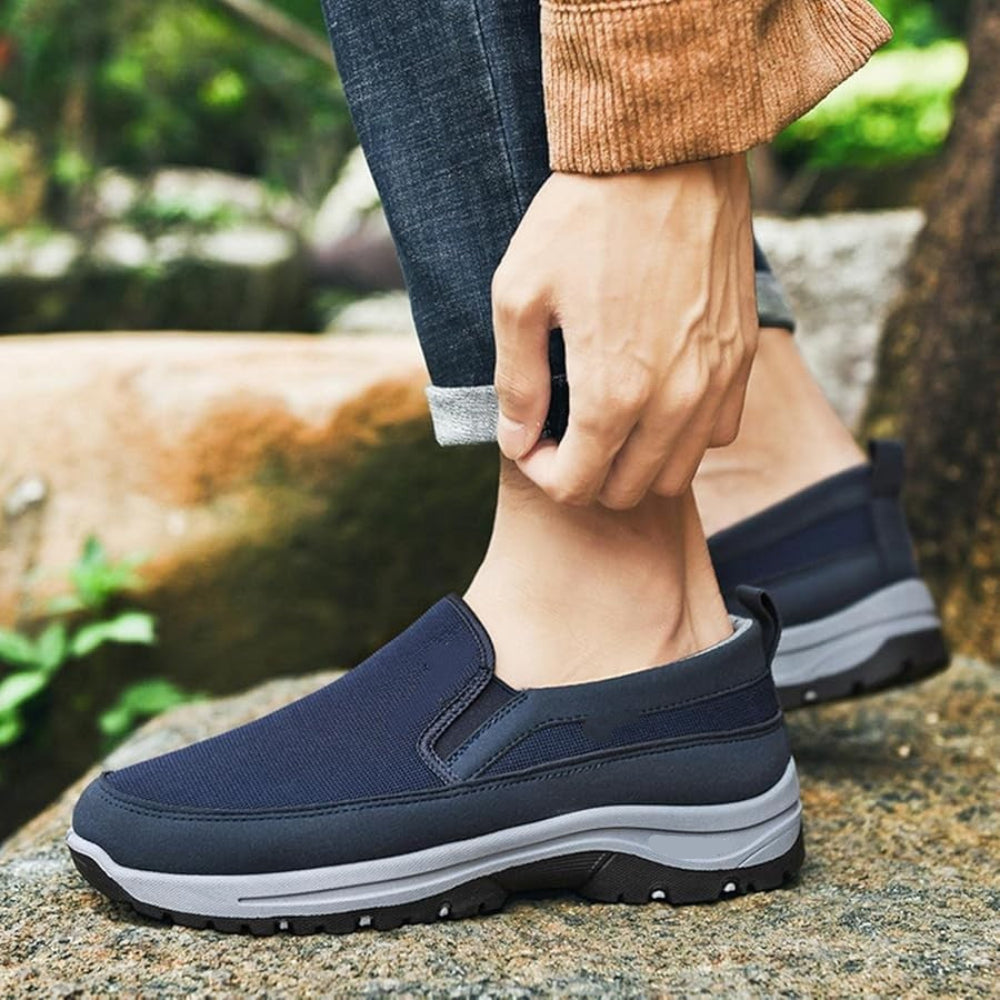 Comfortable Supportive Men's Walking Shoes