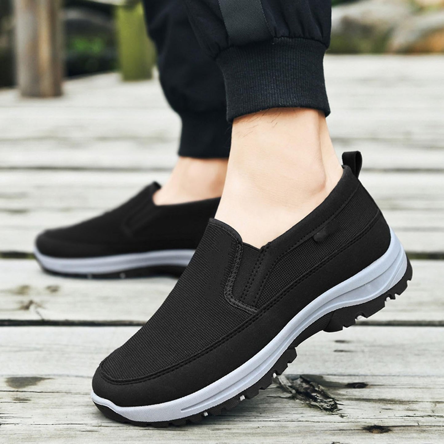 Comfortable Supportive Men's Walking Shoes