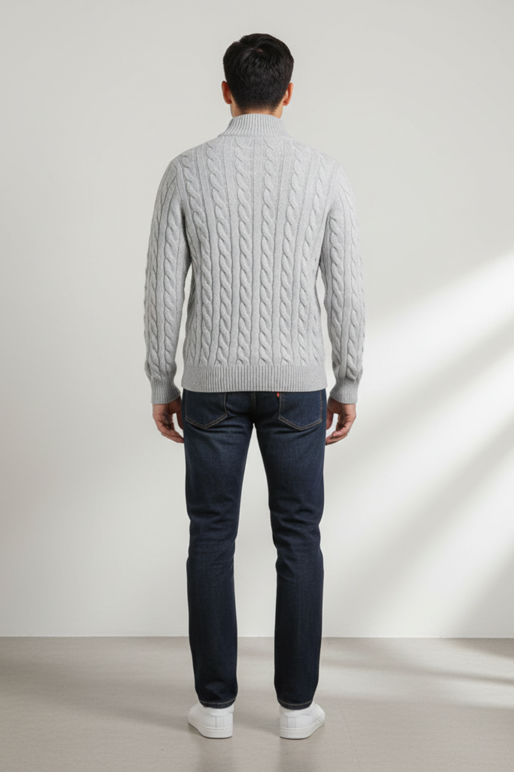 Men’s Regular Fit Cable Knit Sweater