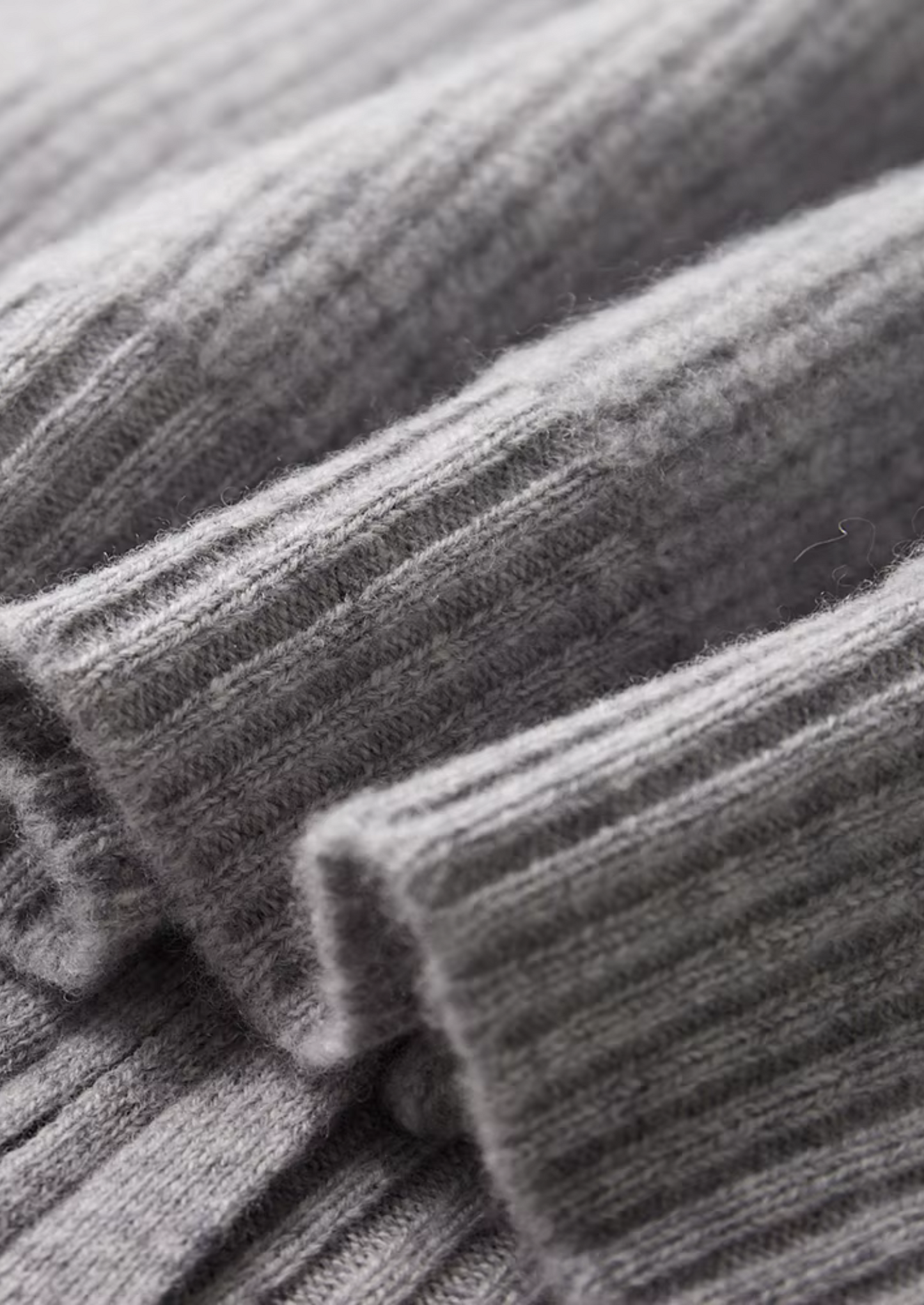 Men’s Ribbed Full-Zip Cardigan