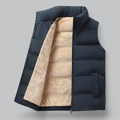 Men's winter bodywarmer with fur