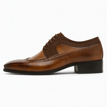 Men’s Brogue Oxford Shoes – Two-Tone Wingtip Design
