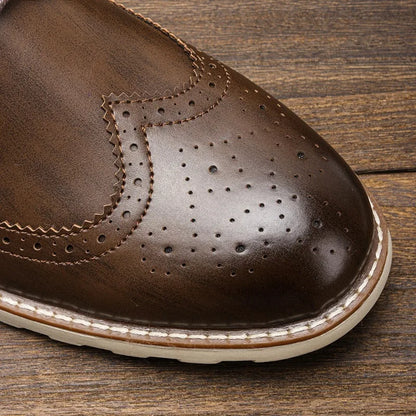 Men’s Classic Brogue Oxford Shoes –  Formal Wingtip Design