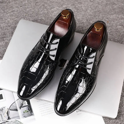 Men’s Patent Oxford Dress Shoes – Lace-Up Formal Footwear with Textured Finish