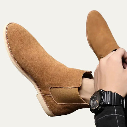Men’s Burnished Leather Chelsea Boot with Contrast Stitching