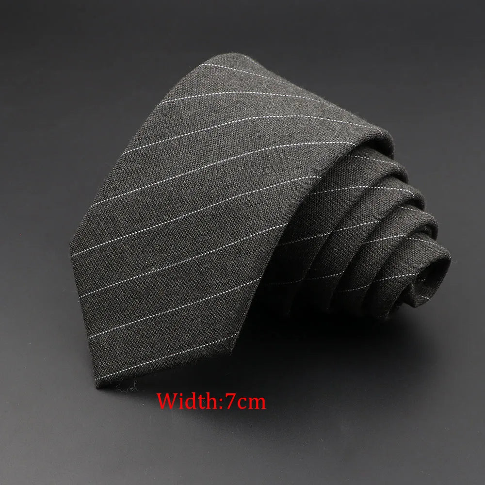 Men’s Slim Solid Colour Formal Necktie – Business & Dresswear Classic Tie