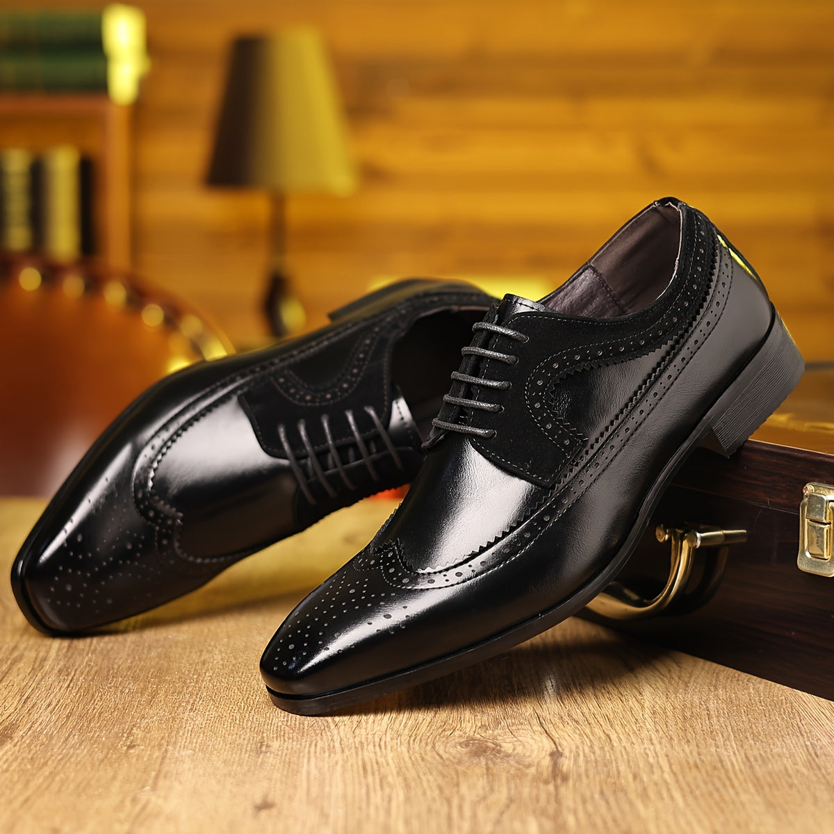 Men’s Two-Tone Brogue Oxford Shoes – Wingtip Elegance for Formal Settings