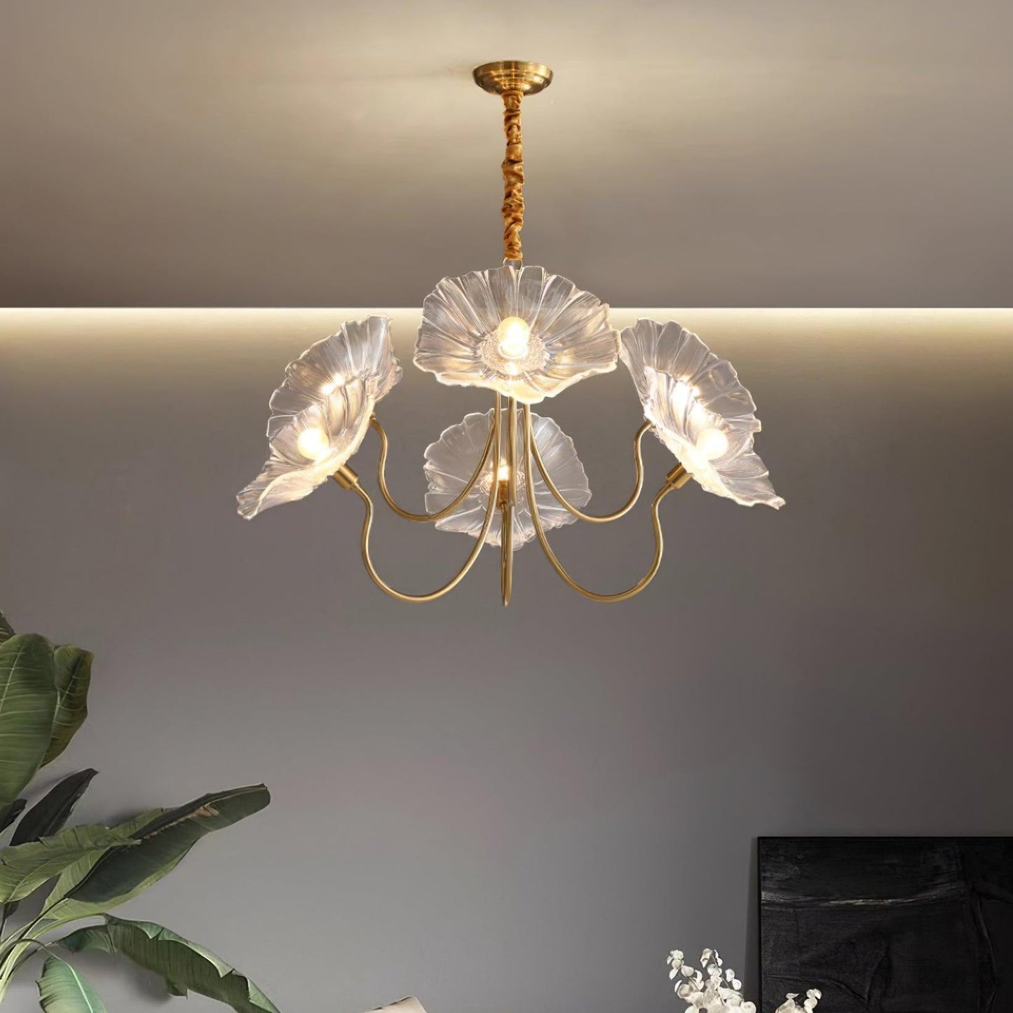 Elegant Glass Floral Pendant Light Fixture - BritishElegance