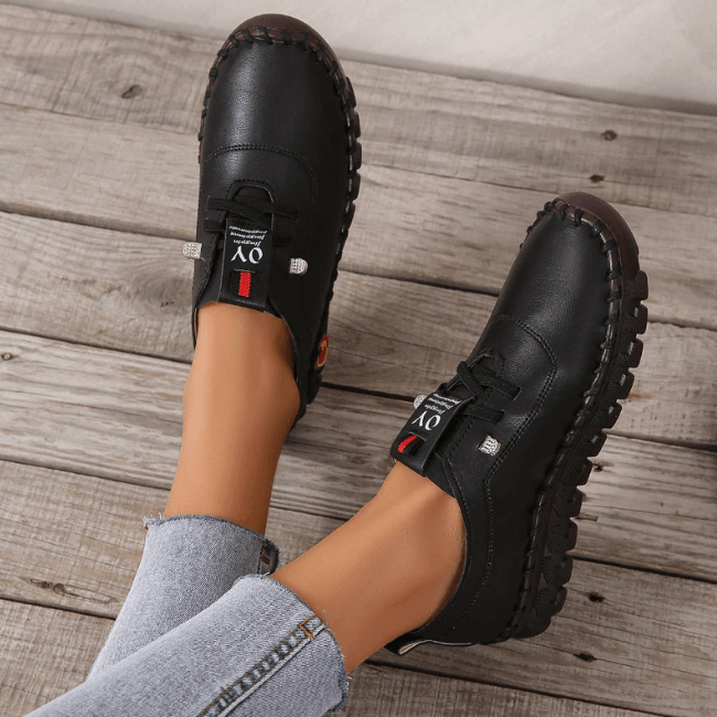 Nelda | Women's Barefoot Shoes | Grip