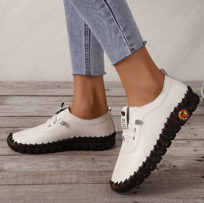 Nelda | Women's Barefoot Shoes | Grip
