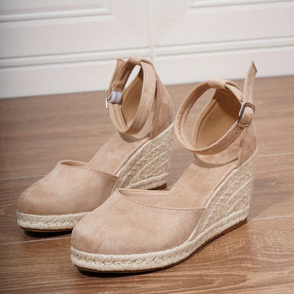 Elara - Flat women's sandals with straps