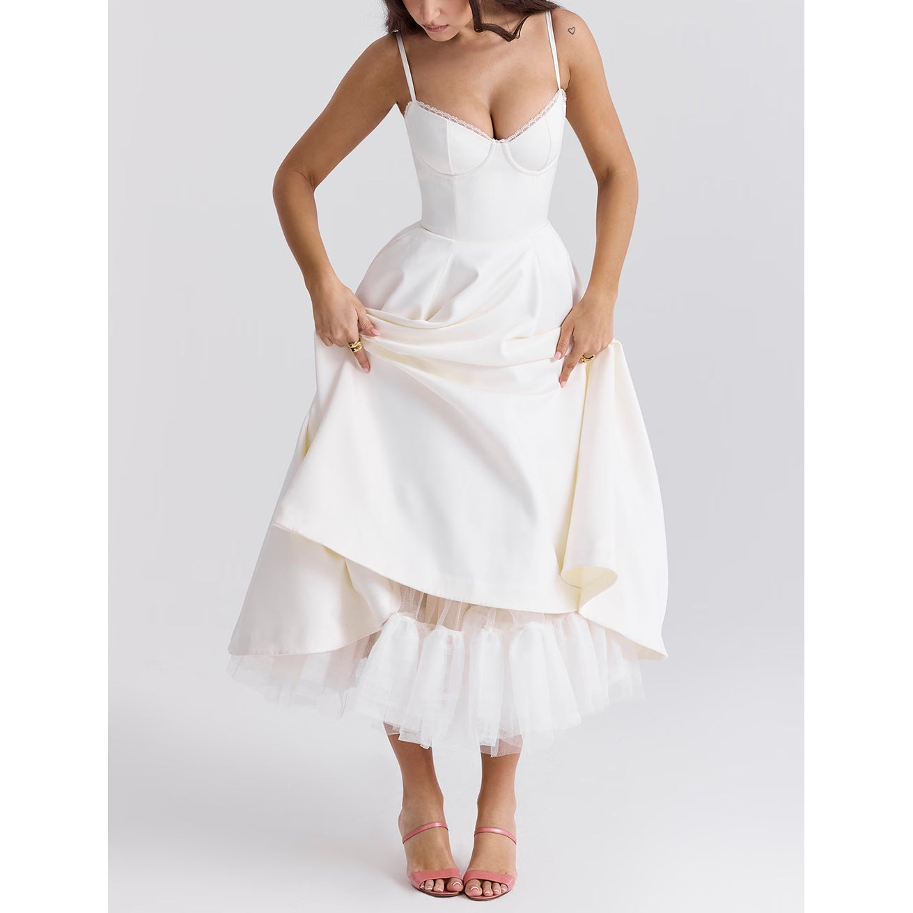 Relaxed Fit V-Neck Maxi Dress – Lightweight Ruffled Skirt