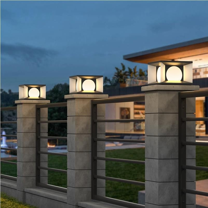 Bright Solar Powered Outdoor Light - BritishElegance