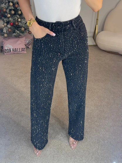 Dark Blue Classic Straight Leg Jeans – Faded Comfort Fit