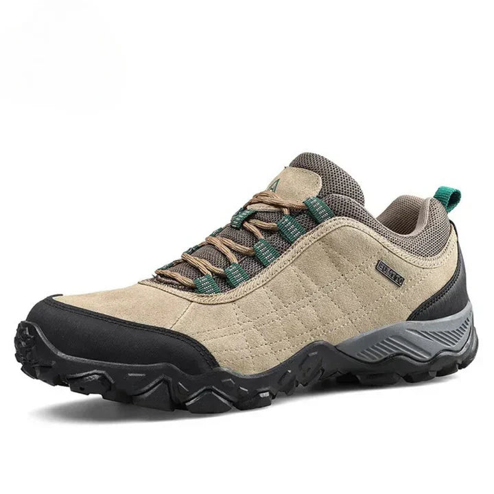 Durable, comfortable men's low-cut hiking boots