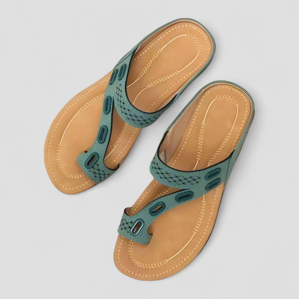 Women’s Flat Sandals