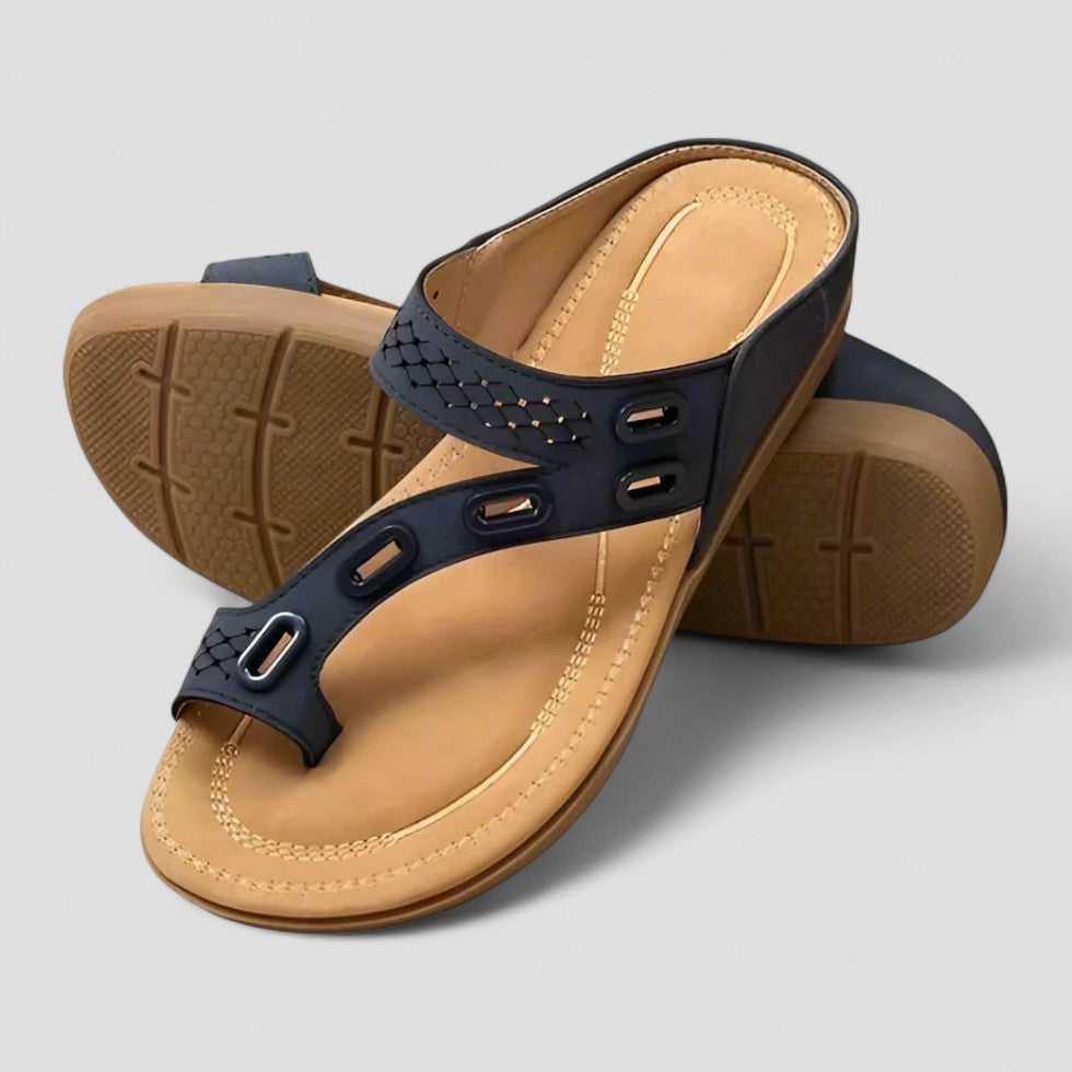 Women’s Flat Sandals