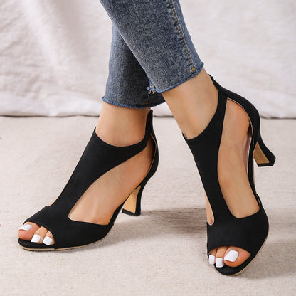 Orthopaedic sandals for women