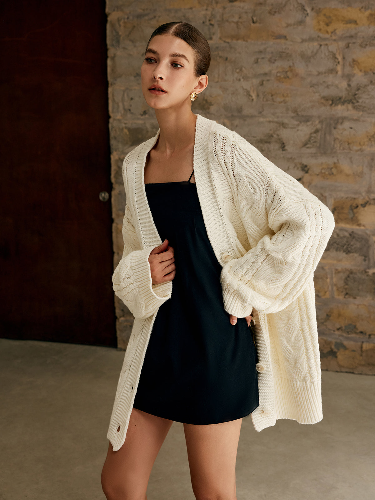 Aliyah | Elegant Oversized Cable Knit Outwear