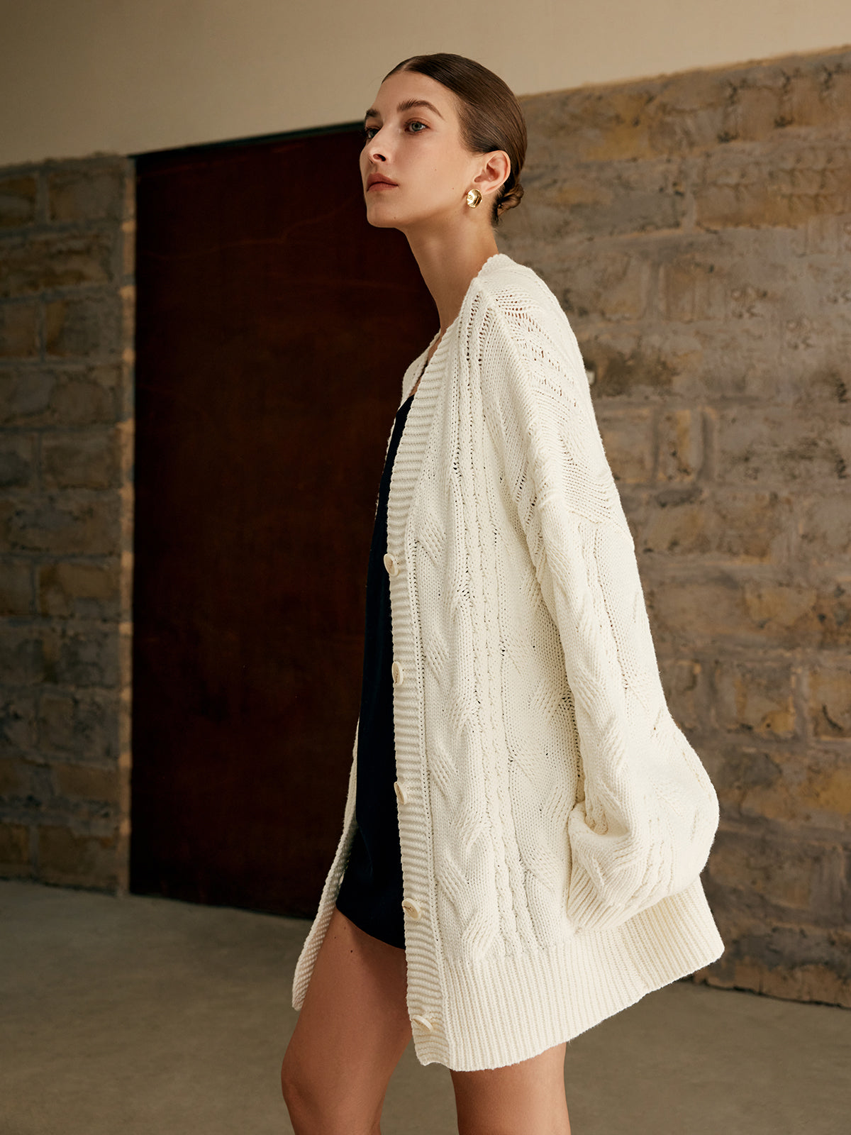 Aliyah | Elegant Oversized Cable Knit Outwear