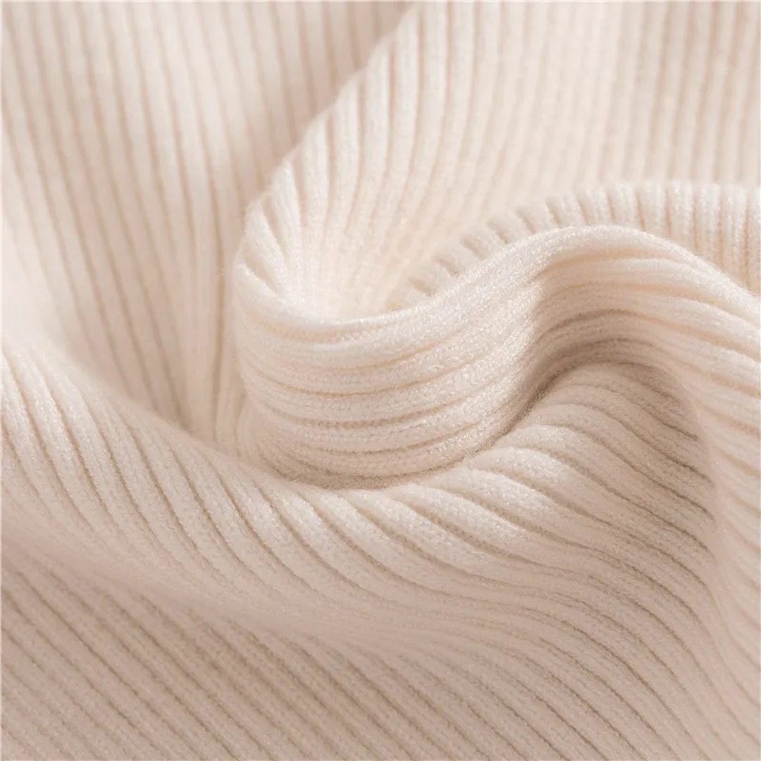 Paisley – Women’s Knit Turtleneck Jumper
