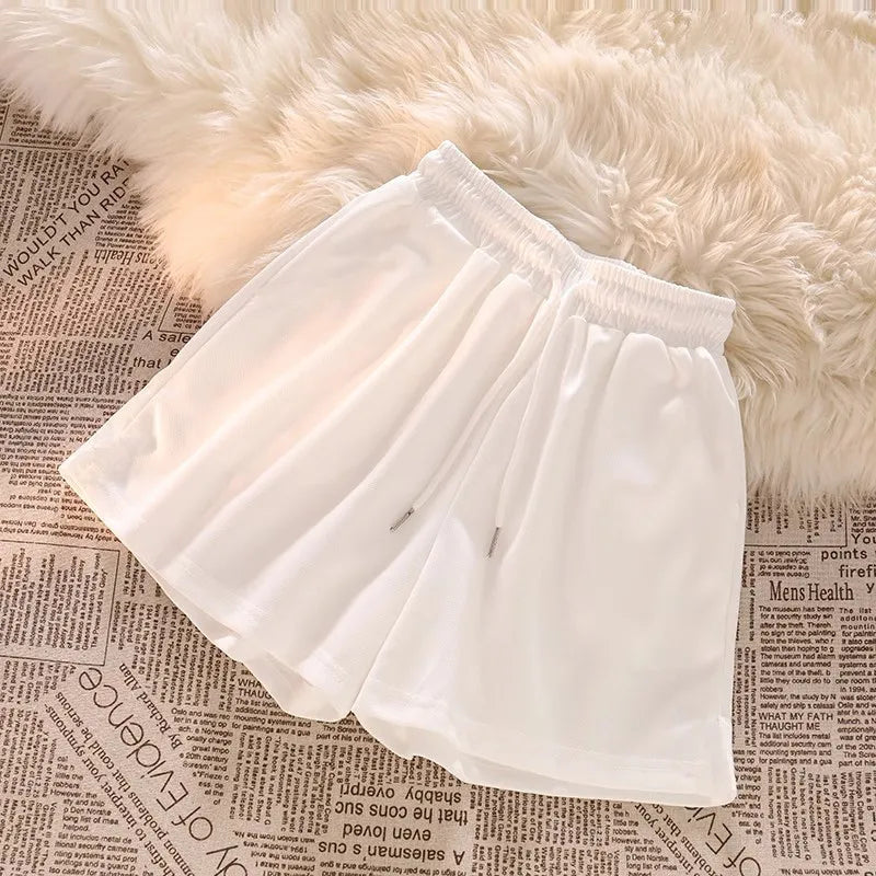 Comfortable Asian Fit Loose Fit Shorts