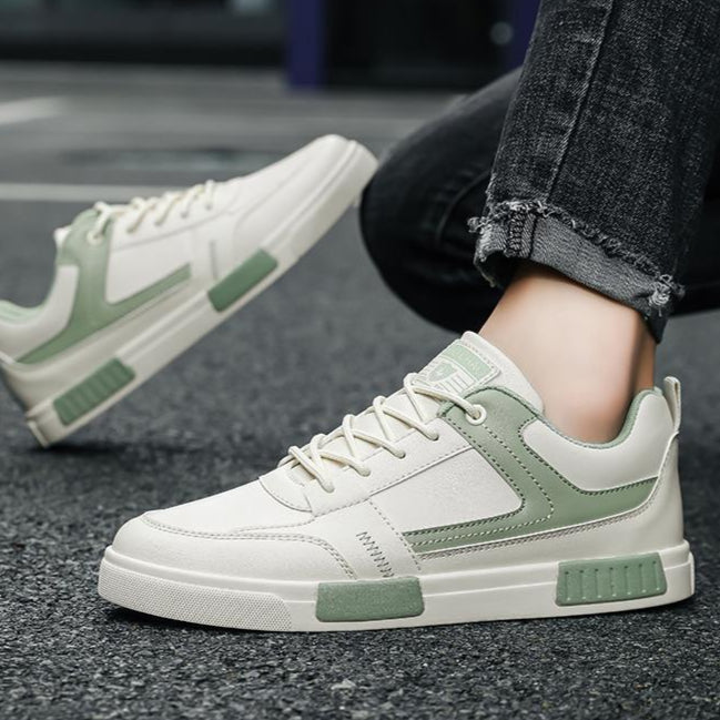 Trev Sneakers