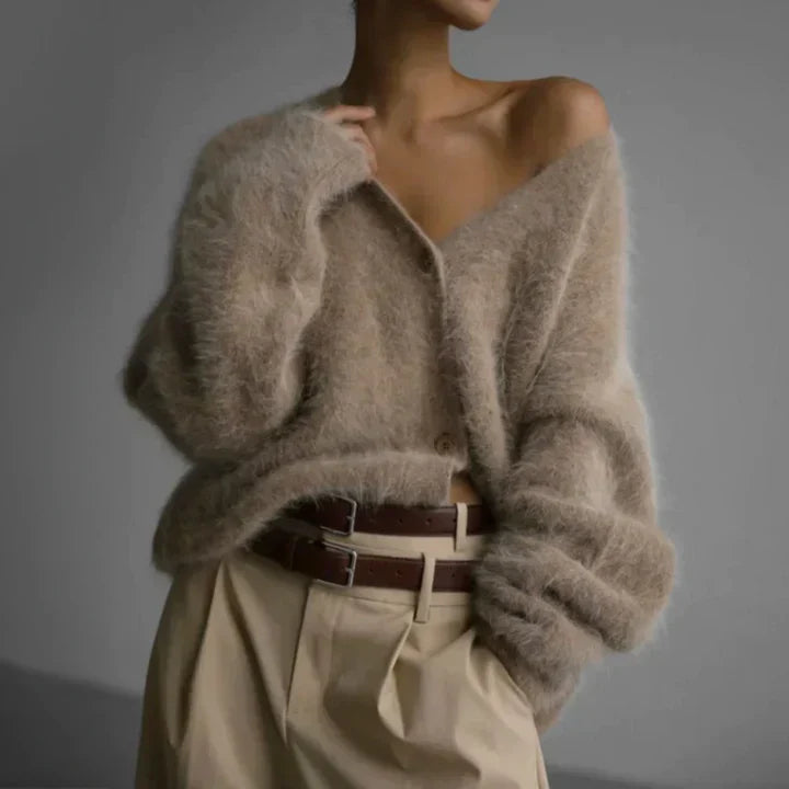 Charlotte – Timeless Women’s Cardigan