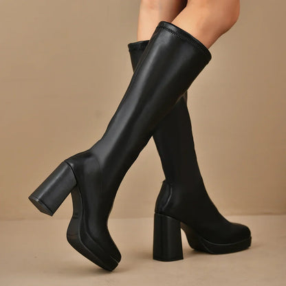 Luna | Winter Chic Overknee Boots with Chunky Heel