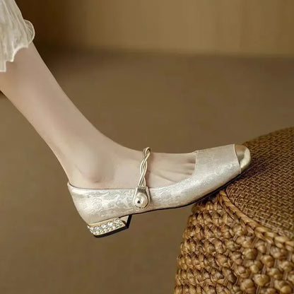 Corinna – Timeless Women’s Classic Pumps