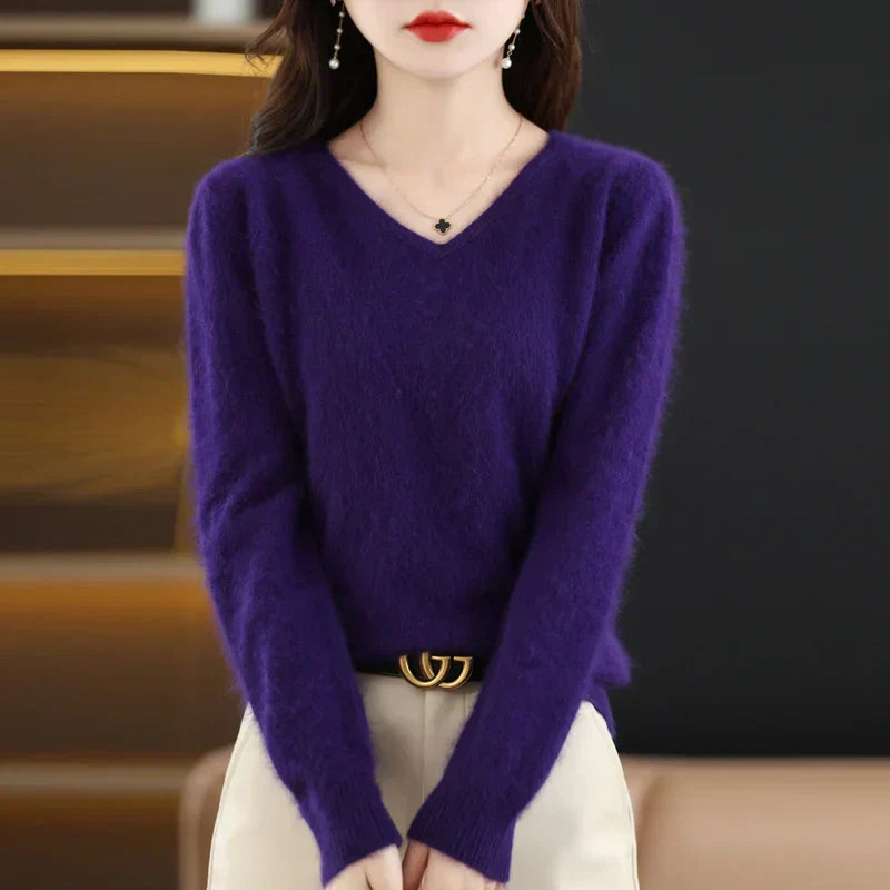Luxury Soft Cashmere V-Neck Sweater for Women - BritishElegance