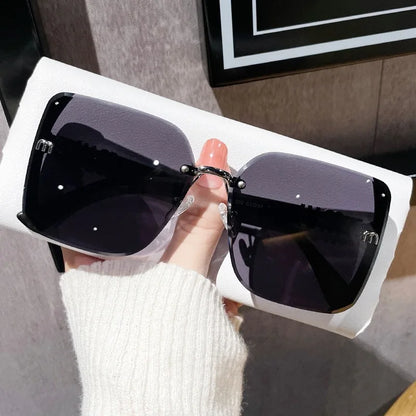 Large Frame Retro Women's Sunglasses UV400 Protection