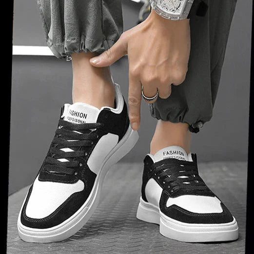 YCO Sneakers