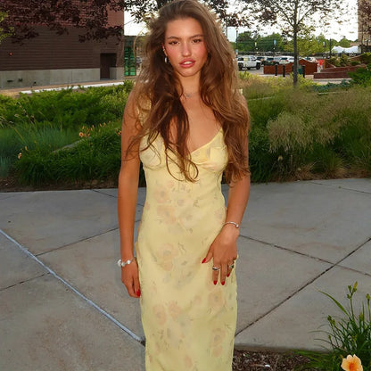 Beautiful V-Neck Strapless Maxi Dress