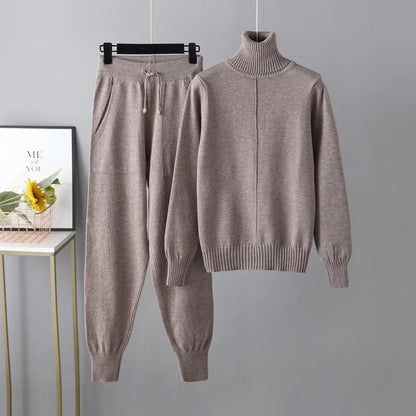 Cozy Women's 2-Piece Knit Outfit