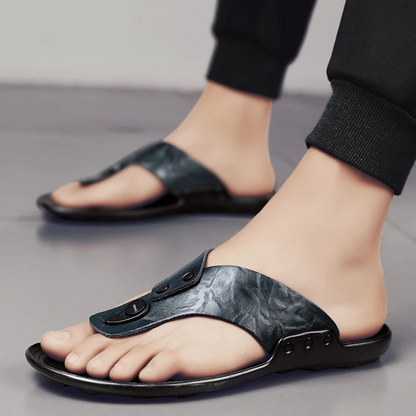 Arvento | Italian Leather Slides – Rivet Detail with Anti-Slip Comfort Sole