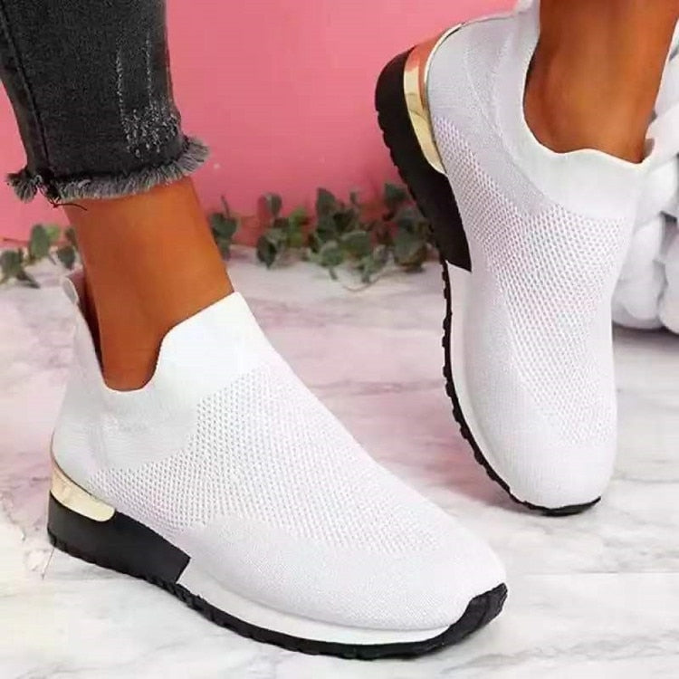 Women's Breathable Sneakers with Metallic Accents