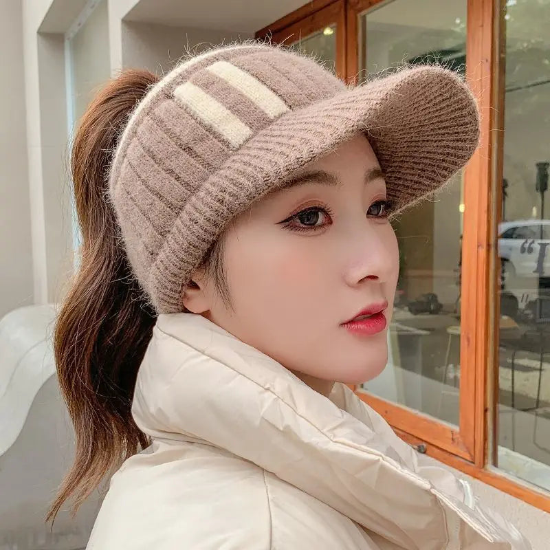 Warm Women's Cable Knit Hat