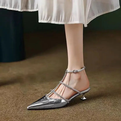 Shinor Heels